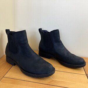 Born Cove Chelsea Boots Black Nubuck Leather Lug Sole Women's US 9.5